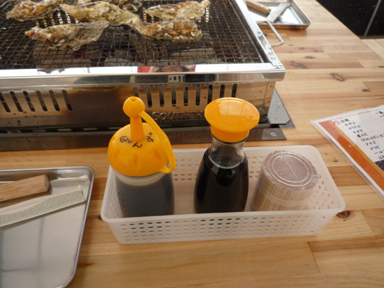 �������y�����@������